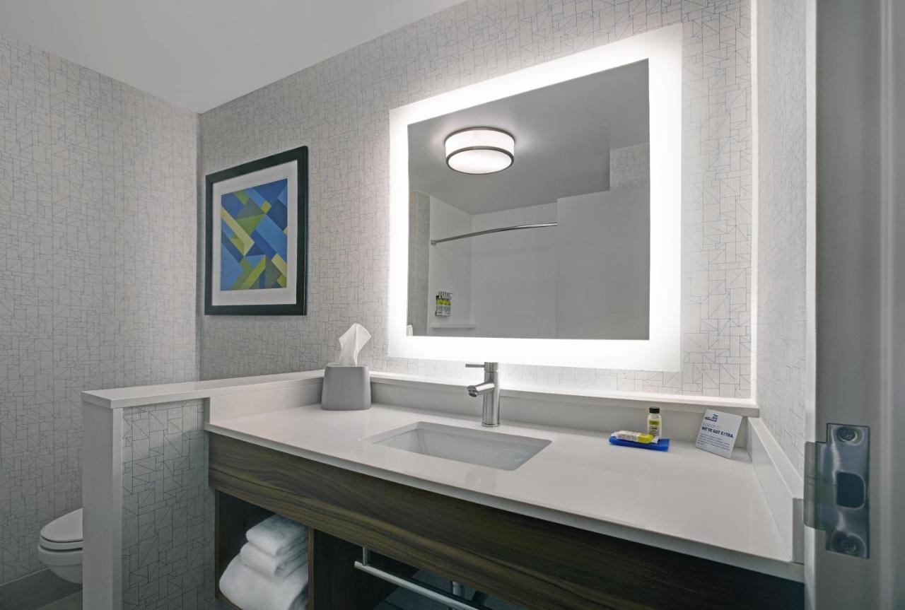 Holiday Inn Express - Milwaukee Downtown By Ihg Eksteriør billede