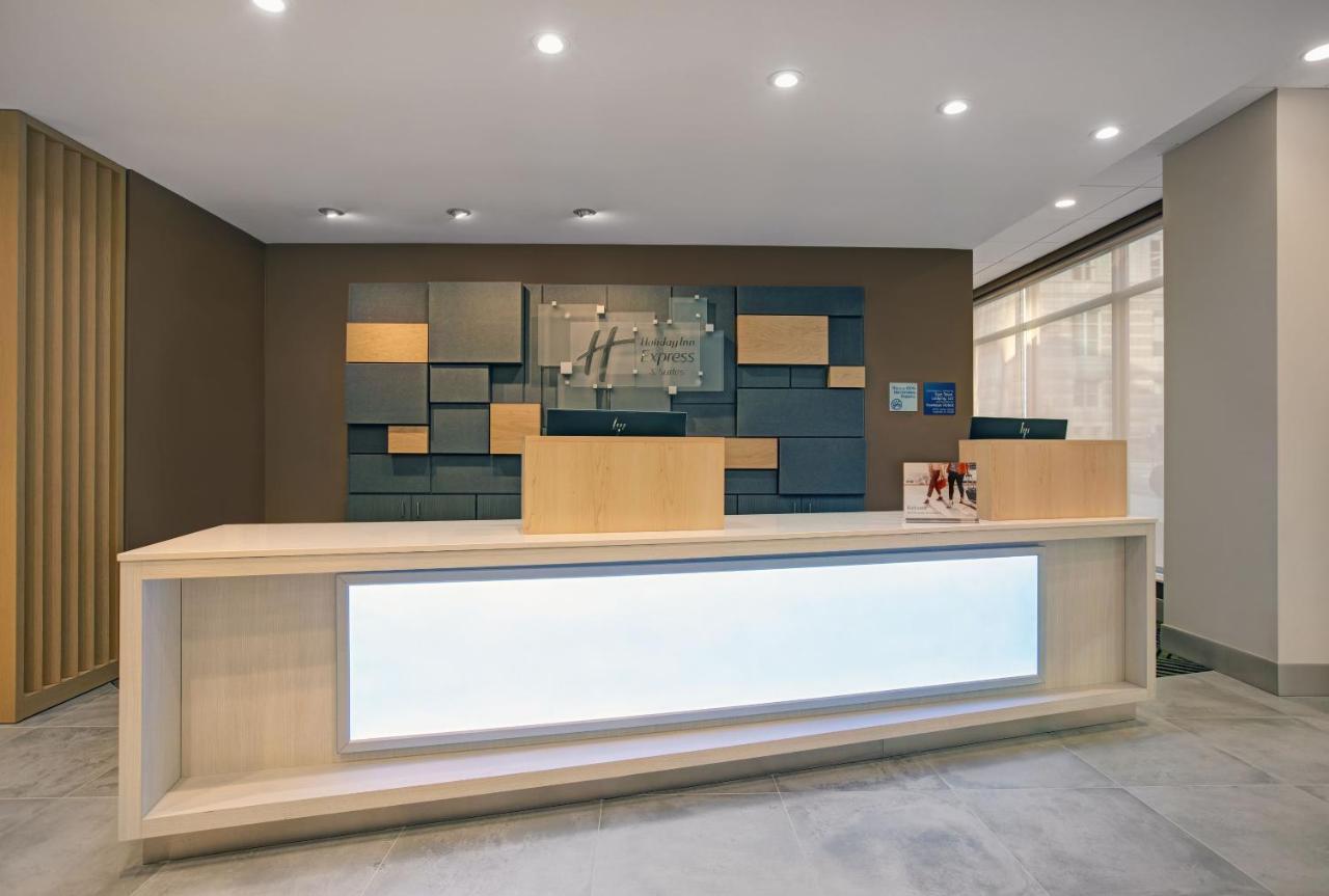 Holiday Inn Express - Milwaukee Downtown By Ihg Eksteriør billede